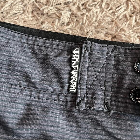 Ocean Current Gray / Blue Flamingo Swim Trunks Size 36 - Picture 6 of 10